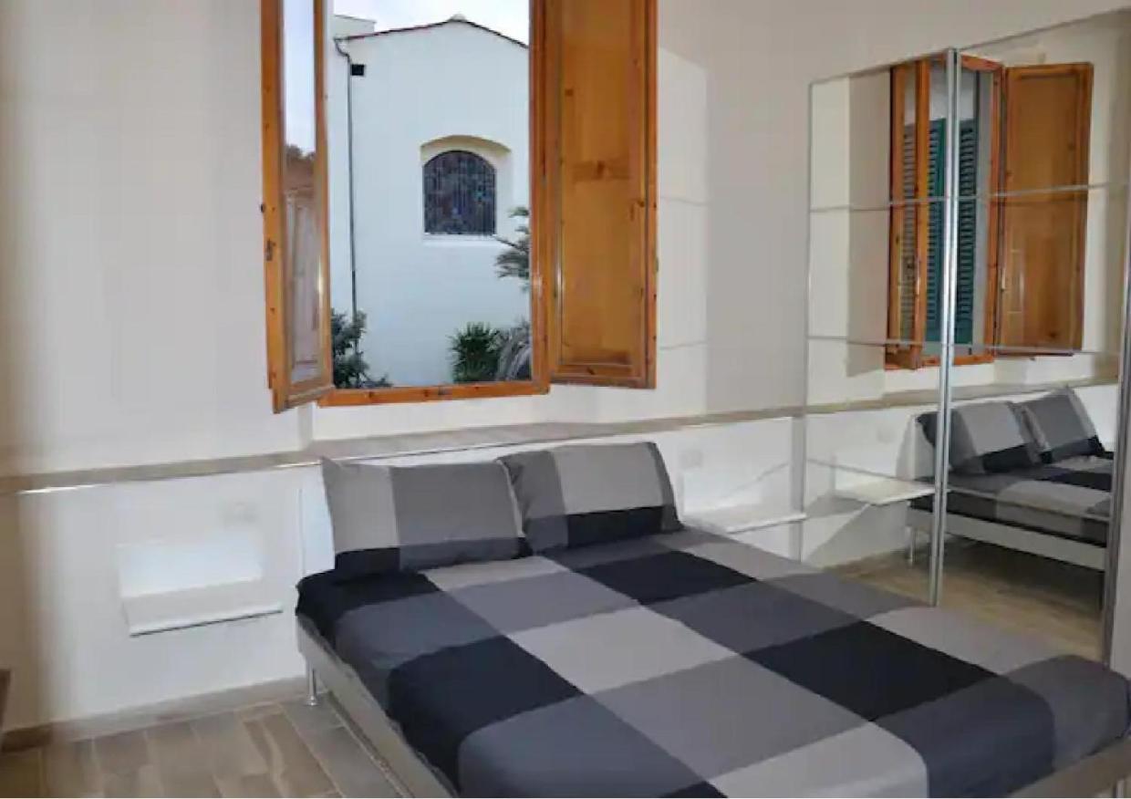 Residenza Cavour Bed & Breakfast ฟลอเรนซ์ ภายนอก รูปภาพ